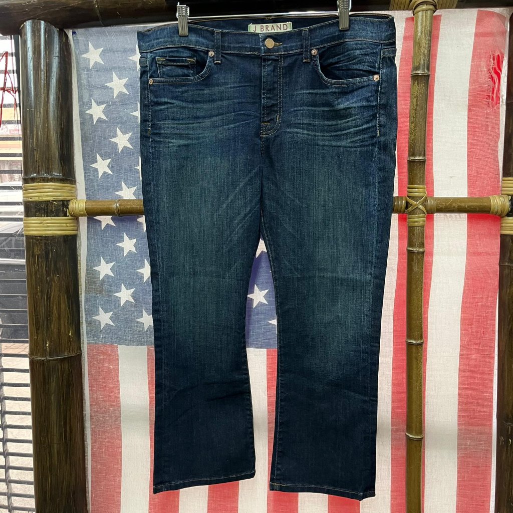 Nwot J Brand Murphy Women Straight Boot Relaxed Cut Denim Jeans